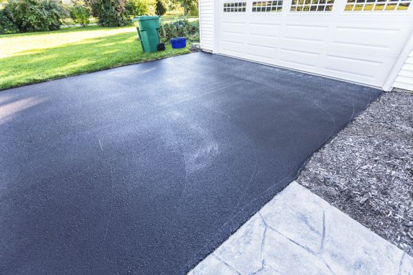 Cost of Blacktop Driveway Service in Bentonville