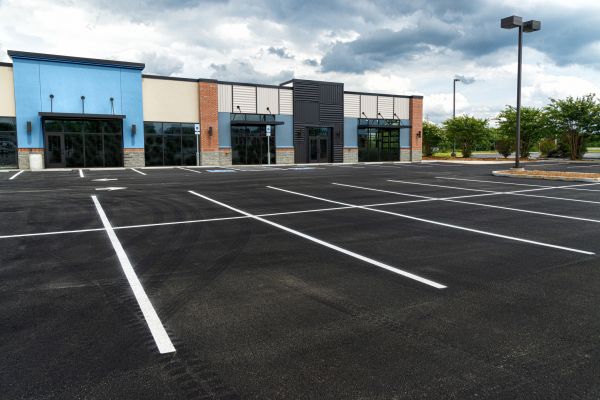 Cost of Parking Lot Blacktopping in Bentonville